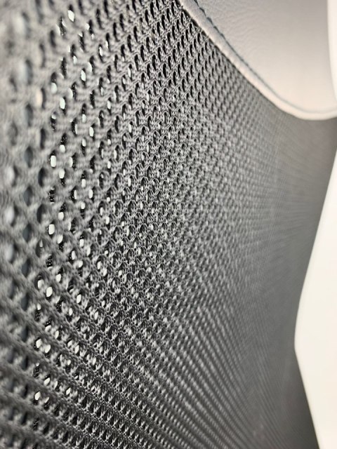 Lugano Fotel obrotowy do biurka MODENA XL MESH