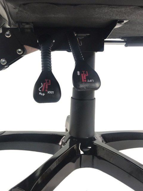 Prototype Fotel obrotowy do biurka TITAN BLACK FABRIC BASIC