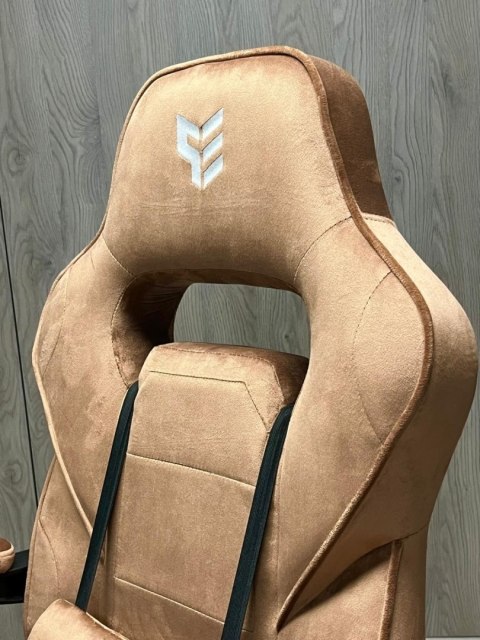 Prototype Fotel obrotowy do biurka TITAN BROWN ALCANTARA PRO