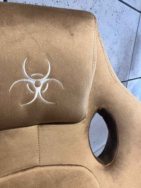 Lugano .Fotel obrotowy do biurka CARRERA M ALCANTARA BEIGE