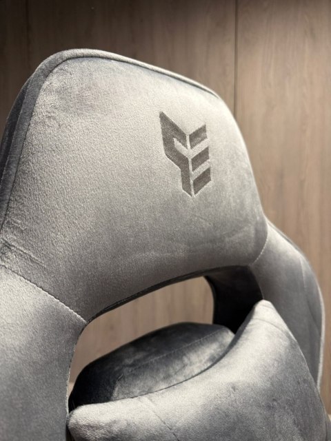 Prototype Fotel obrotowy do biurka TITAN GREY ALCANTARA PRO