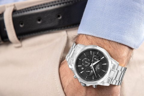 Giewont Zegarek Męski Giewont Chronograph Sapphire Srebrny GW9460-B2
