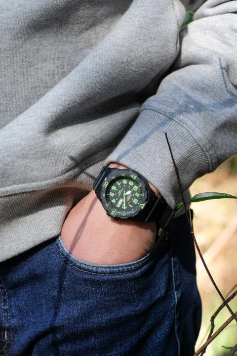 Casio ZEGAREK MĘSKI CASIO MRW-200H-3B (zd147f) + BOX