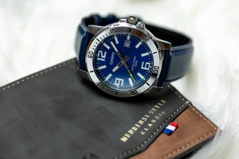 Casio ZEGAREK MĘSKI CASIO MTP-VD01L-2BV (zd169a) + BOX