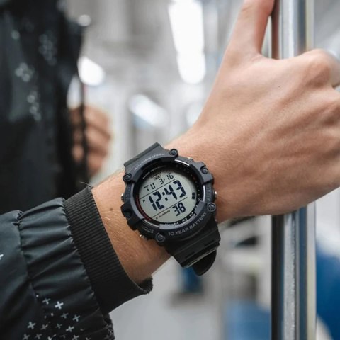 Casio ZEGAREK MĘSKI CASIO SPORT ILLUMINATOR AE-1500WH-1A + BOX