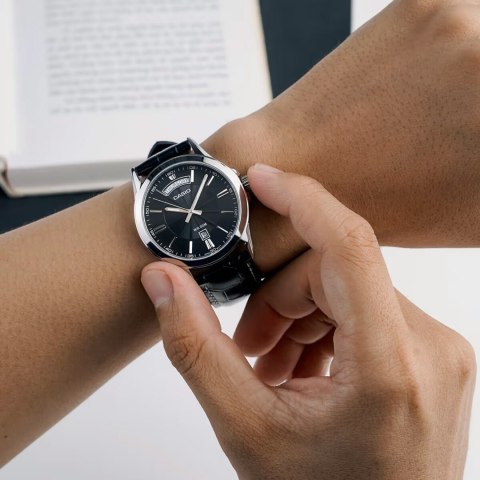 Casio Zegarek Męski Casio Collection MTP-1381L-1A (zd076e) + BOX