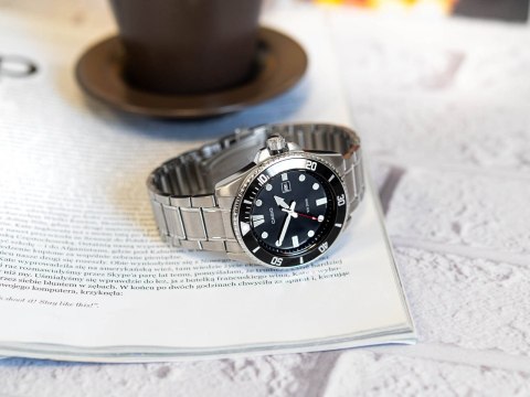 Casio Zegarek Męski Casio MDV-107D-1A1 WR200 + BOX