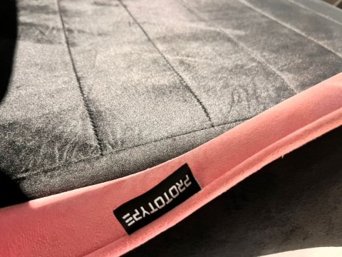 Prototype Fotel obrotowy gamingowy ENZO XL BLACK PINK ALCANTARA