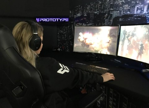 Prototype Fotel obrotowy gamingowy ENZO XL BLACK PINK ALCANTARA