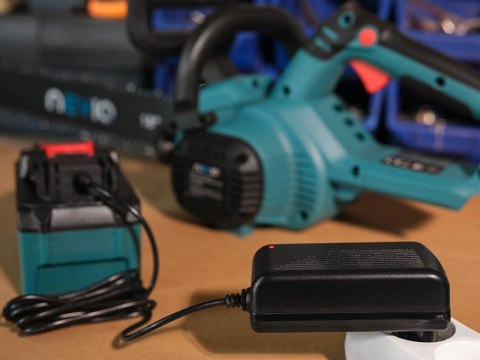 Ładowarka NEVIQ 4.0Ah 40V