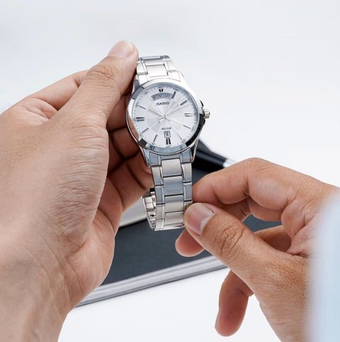 Casio ZEGAREK MĘSKI CASIO MTP-1381D-7AVDF (zd076b) + BOX