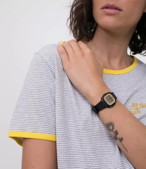 Casio ZEGAREK DZIECIĘCY CASIO LA-20WH-9ADF + BOX