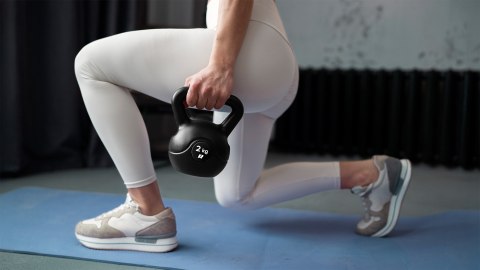 Kettlebell bitumiczny 2 kg REBEL ACTIVE