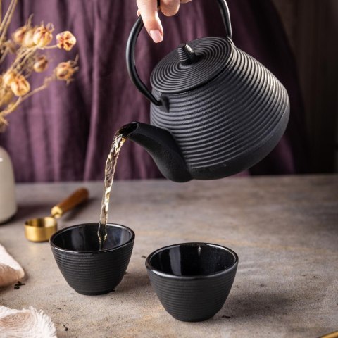 Żeliwny dzbanek do herbaty z filtrem i filiżankami, 1l, kinghoff KINGHoff
