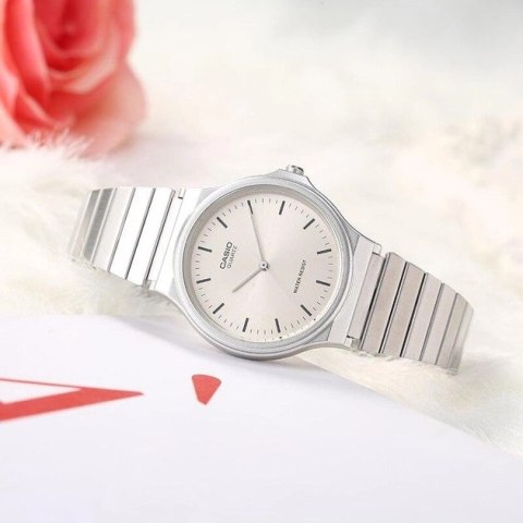 Casio Zegarek Damski Casio MQ-24D-7E + BOX (zd625b)