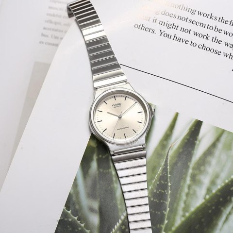 Casio Zegarek Damski Casio MQ-24D-7E + BOX (zd625b)