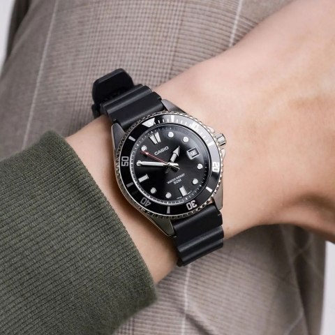 Casio Zegarek Męski Casio MDV-10-1A1VEF + BOX