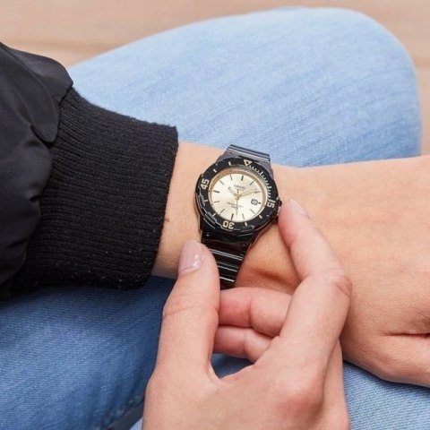 Casio Zegarek Damski Casio LRW-200H-9EVDF + BOX