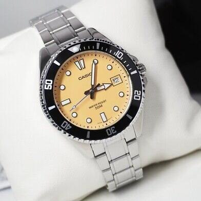 Casio Zegarek Męski Casio MDV-10D-4A2+ BOX
