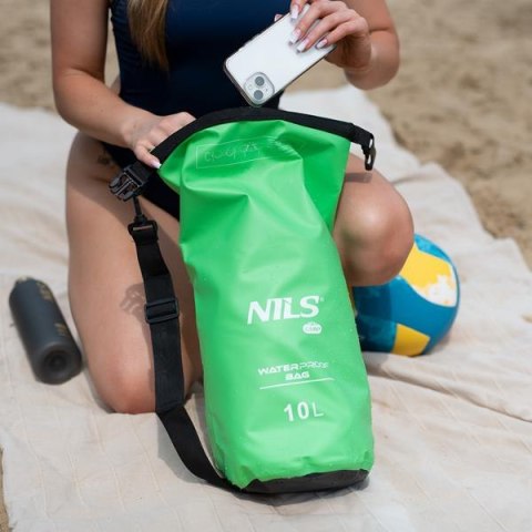 NC1703 WOREK WODOODPORNY ZIELONY 10L NILS CAMP