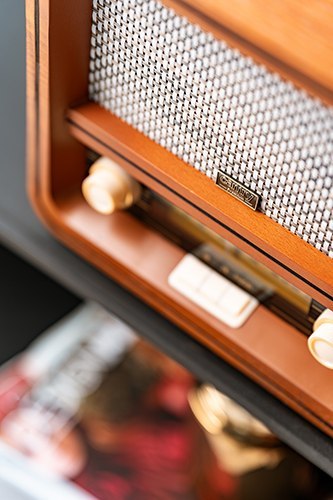CR 1188 Retro radio CAMRY