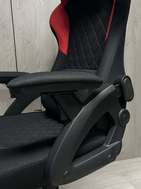 Prototype Fotel obrotowy gamingowy DESMO XL RED FABRIC