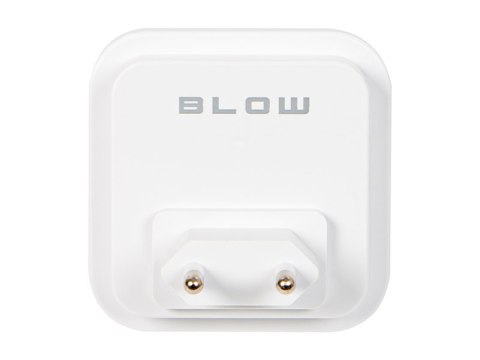 44-287# Lampka nocna led z czujnikiem zmierzchu kwadratowa niebieska Blow