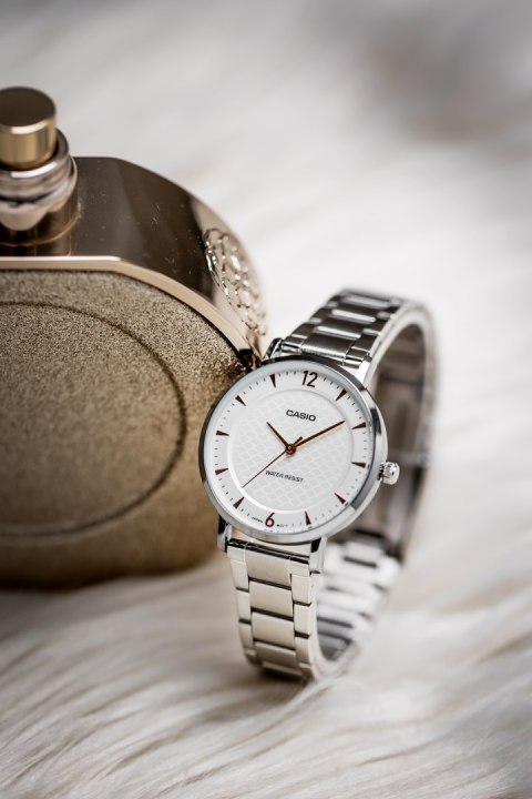 Casio ZEGAREK DAMSKI CASIO LTP-VT04D-7A (zd659d) + BOX
