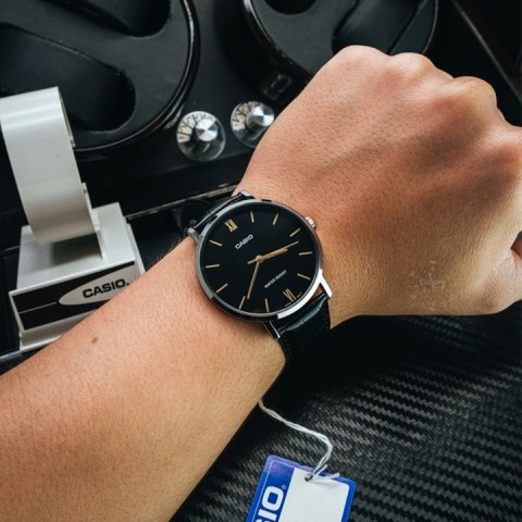 Casio ZEGAREK MĘSKI CASIO MTP-VT01L-1B + BOX (zd165g)