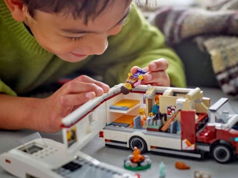Klocki city 60454 wakacyjny kamper pełen przygód LEGO