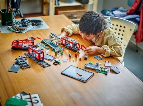 Klocki city 60423 tramwaj miejski ze stacją LEGO