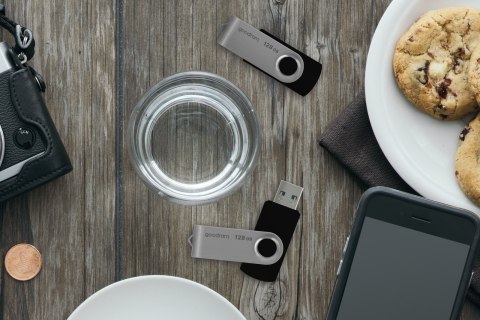 Pendrive Goodram USB 3.2 16GB czarny Goodram