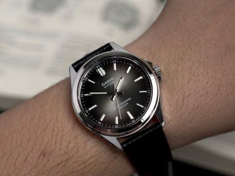 Casio ZEGAREK MĘSKI CASIO MTS-RS100L-1A SZAFIR SOLAR + BOX