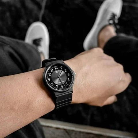 Casio Zegarek Casio MQ-24-1B3 + BOX