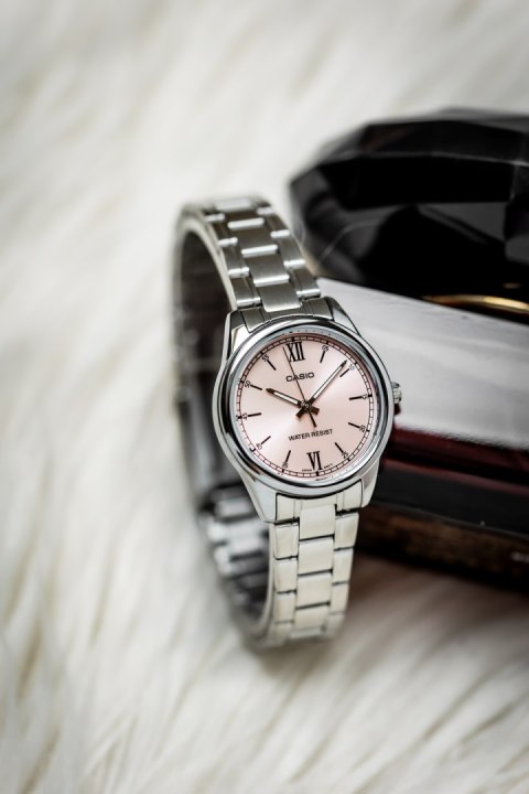 Casio ZEGAREK DAMSKI CASIO LTP-V005D-4B2 (zd586h) + BOX