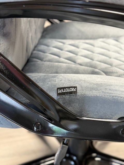 Prototype Fotel obrotowy do biurka SPIDER GREY ALCANTARA