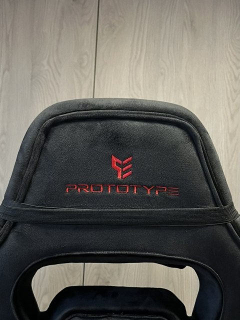 Prototype Fotel obrotowy do biurka TITAN BLACK ALCANTARA BASIC