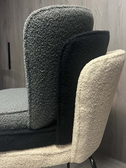 Krzesło tapicerowane tkaniną boucle TEDDY BEIGE