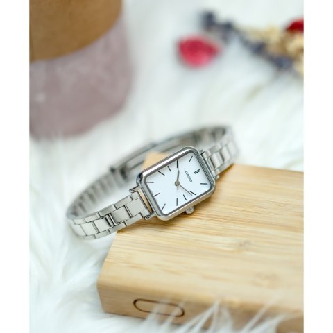 Casio ZEGAREK DAMSKI CASIO LTP-V009D-7E + BOX