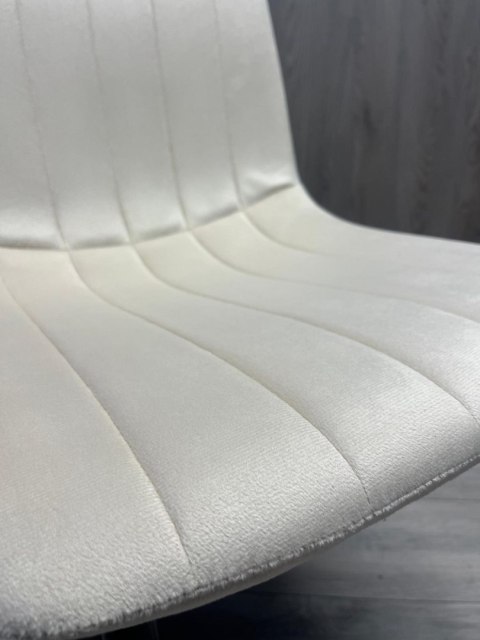 Lugano Krzesło tapicerowane AURORA VELVET BEIGE