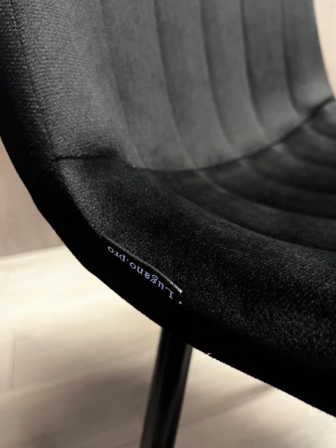 Lugano Krzesło tapicerowane AURORA VELVET BLACK